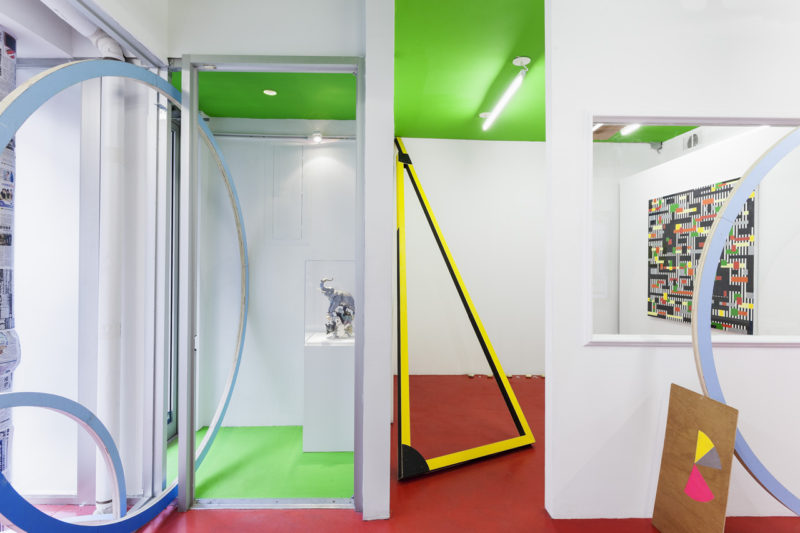 P!, The-Ceiling-Should-Be-Green_2 